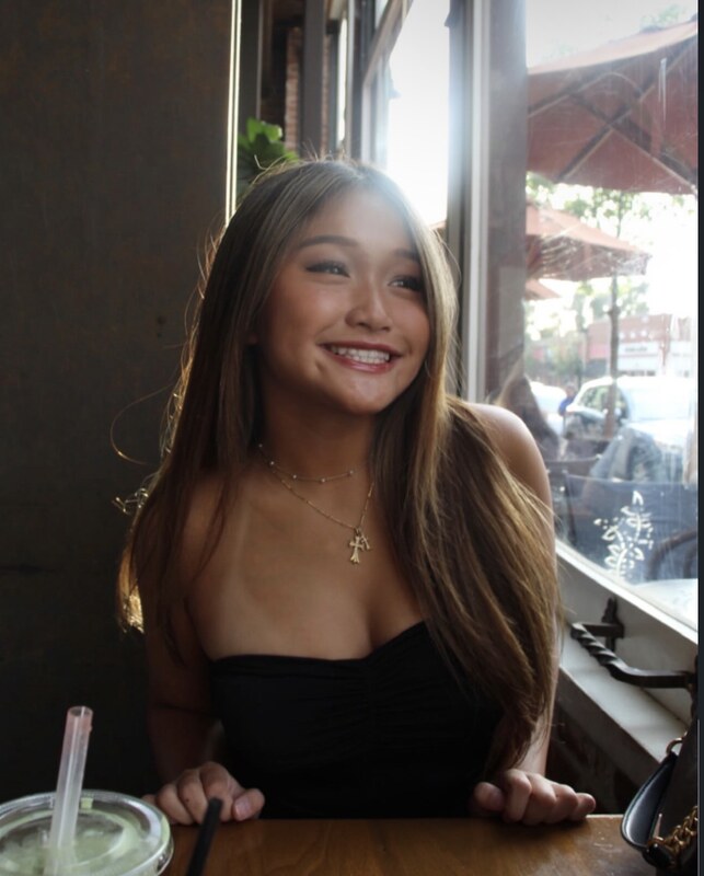 Chloee.gann nude photo 11