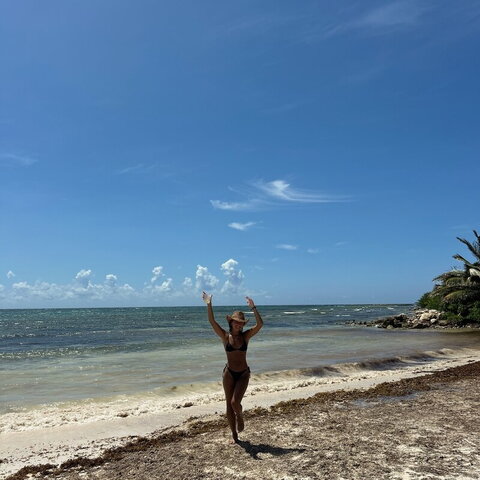 chloeepotess photo 4