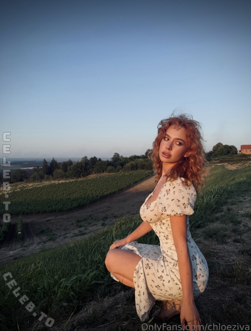 Chloeziva nude photo 1