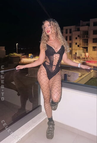 Ch_Nyra nude photo 1
