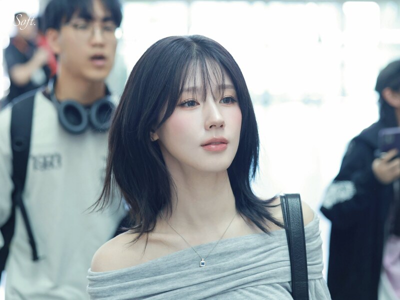Cho Mi-yeon nude photo 3