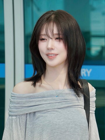 Cho Mi-yeon nude photo 8