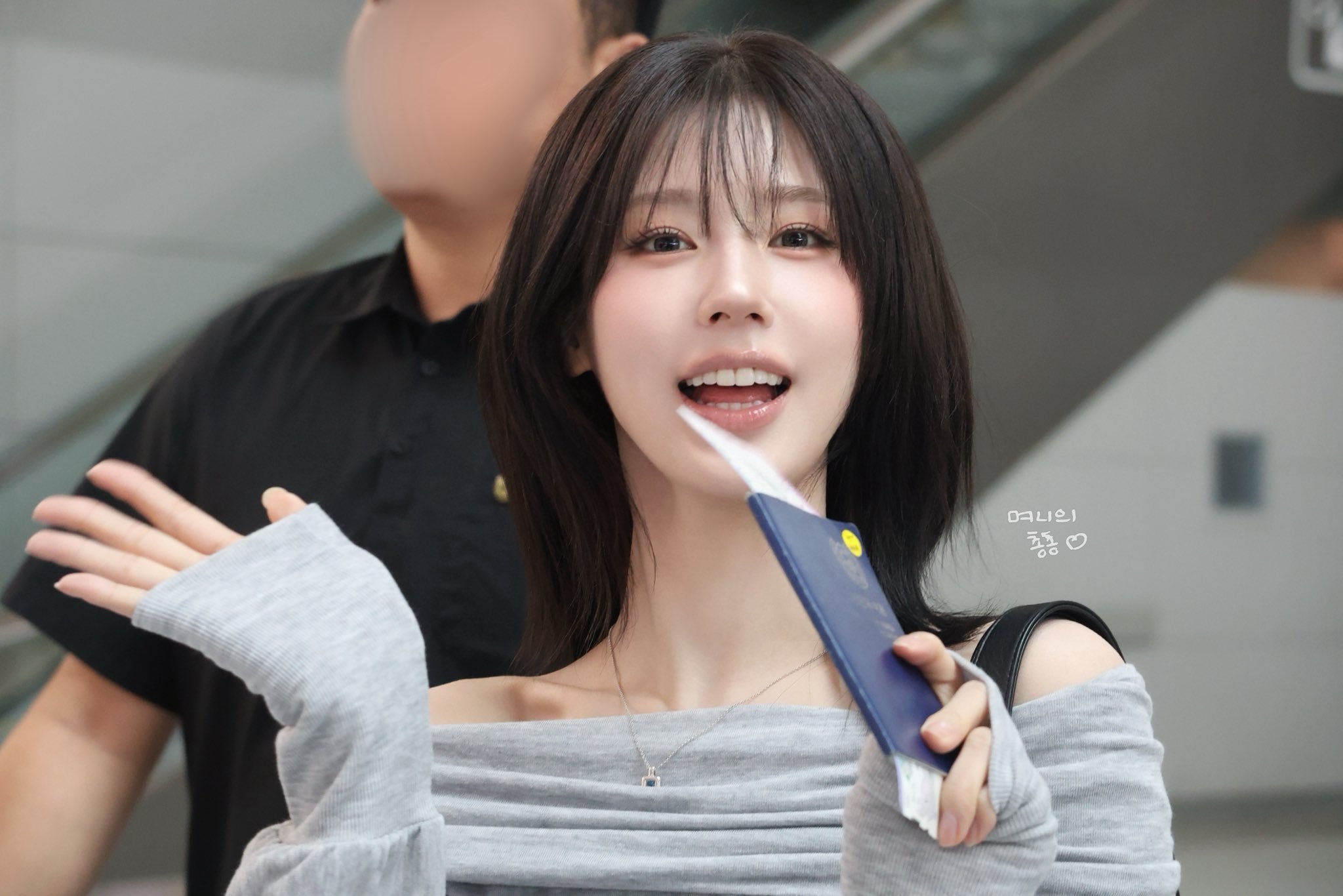 Cho Mi-yeon nude photo 14