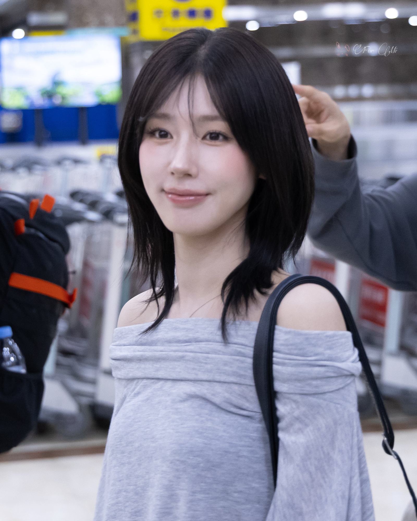 Cho Mi-yeon nude photo 18