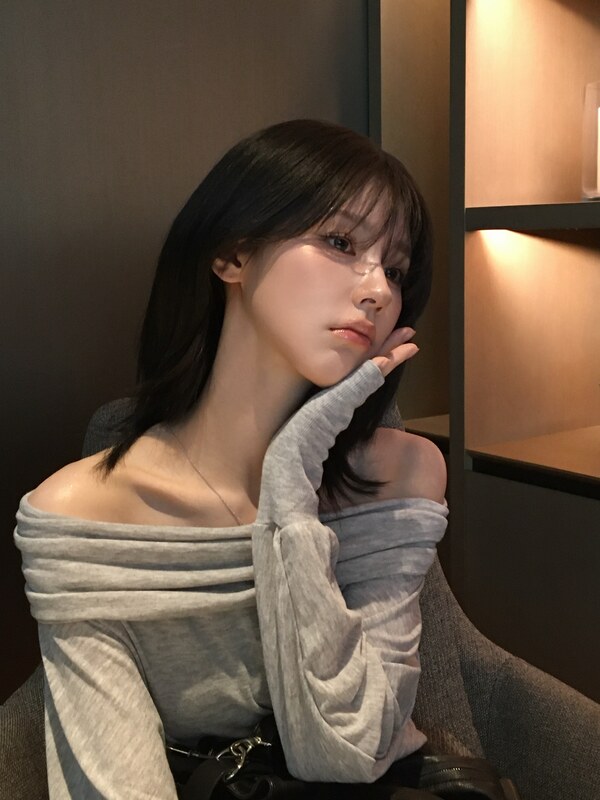 Cho Mi-yeon nude photo 4