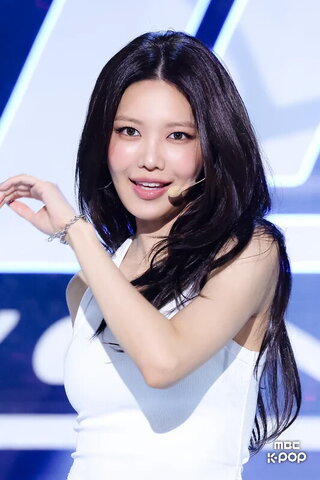 Choi Soo Young photo 3