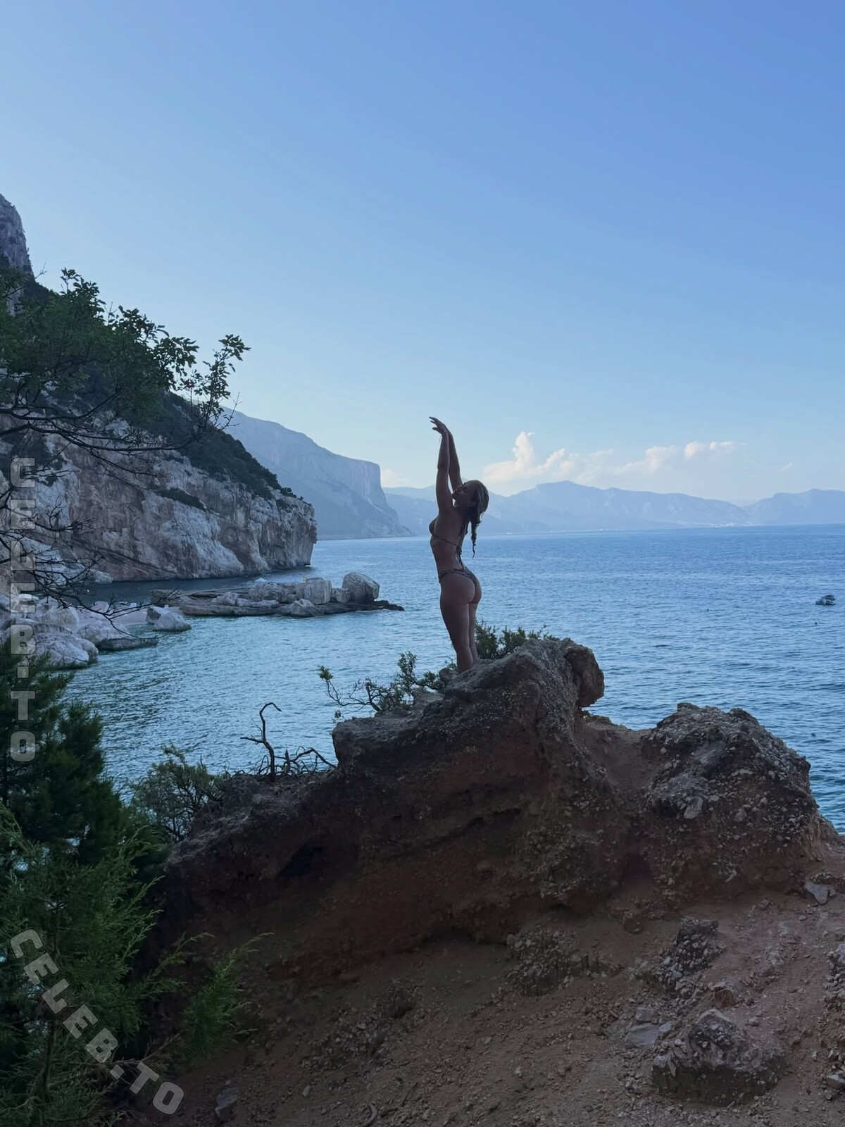 Chrisii_l nude photo 3