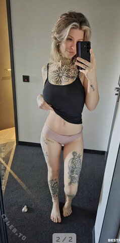 Chrissi.gti nude photo 12