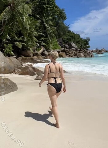 chrissixxe nude photo 1