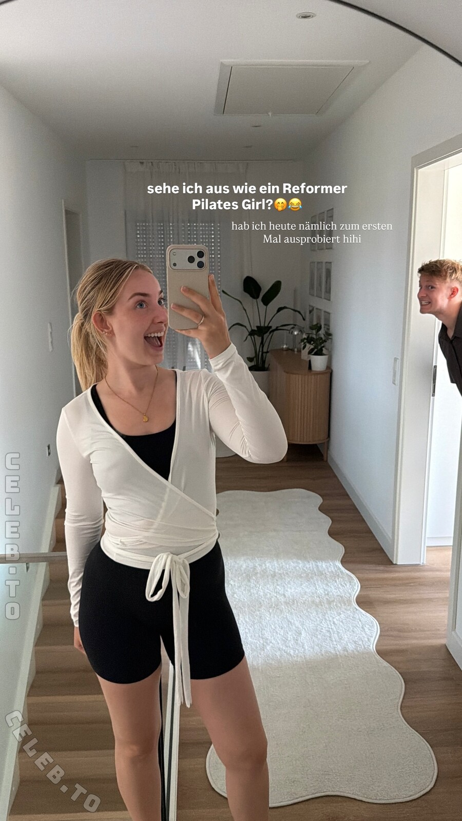 chrissixxe nude photo 1