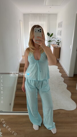 chrissixxe nude photo 1