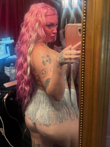 Chrissy Chlapecka nude photo 4