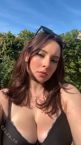 Christina Green nude photo 2