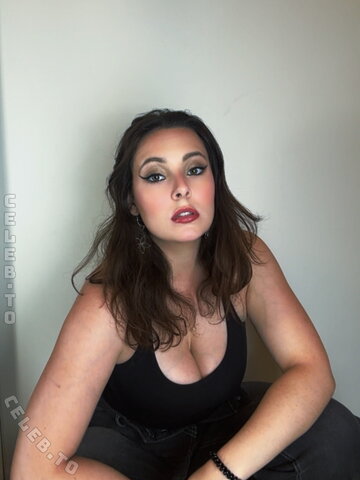 Christina Green photo 4