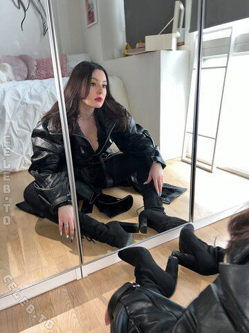 Christina Green nude photo 11