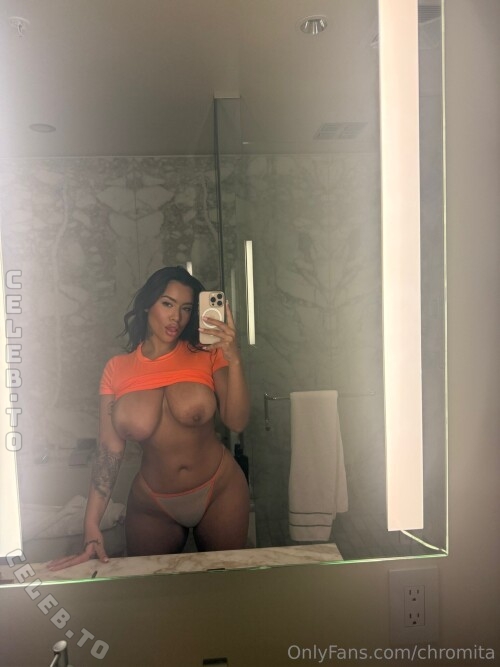 Chromita nude photo 2