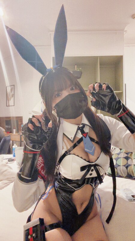 chuun_ie nude photo 1