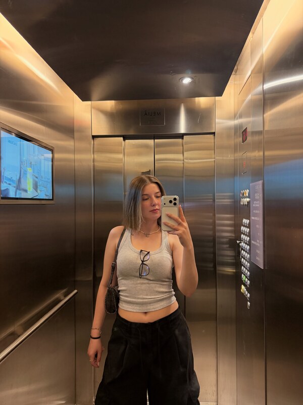 Cigdem Turk nude photo 1