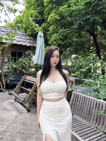 Cindeebubble nude photo 4
