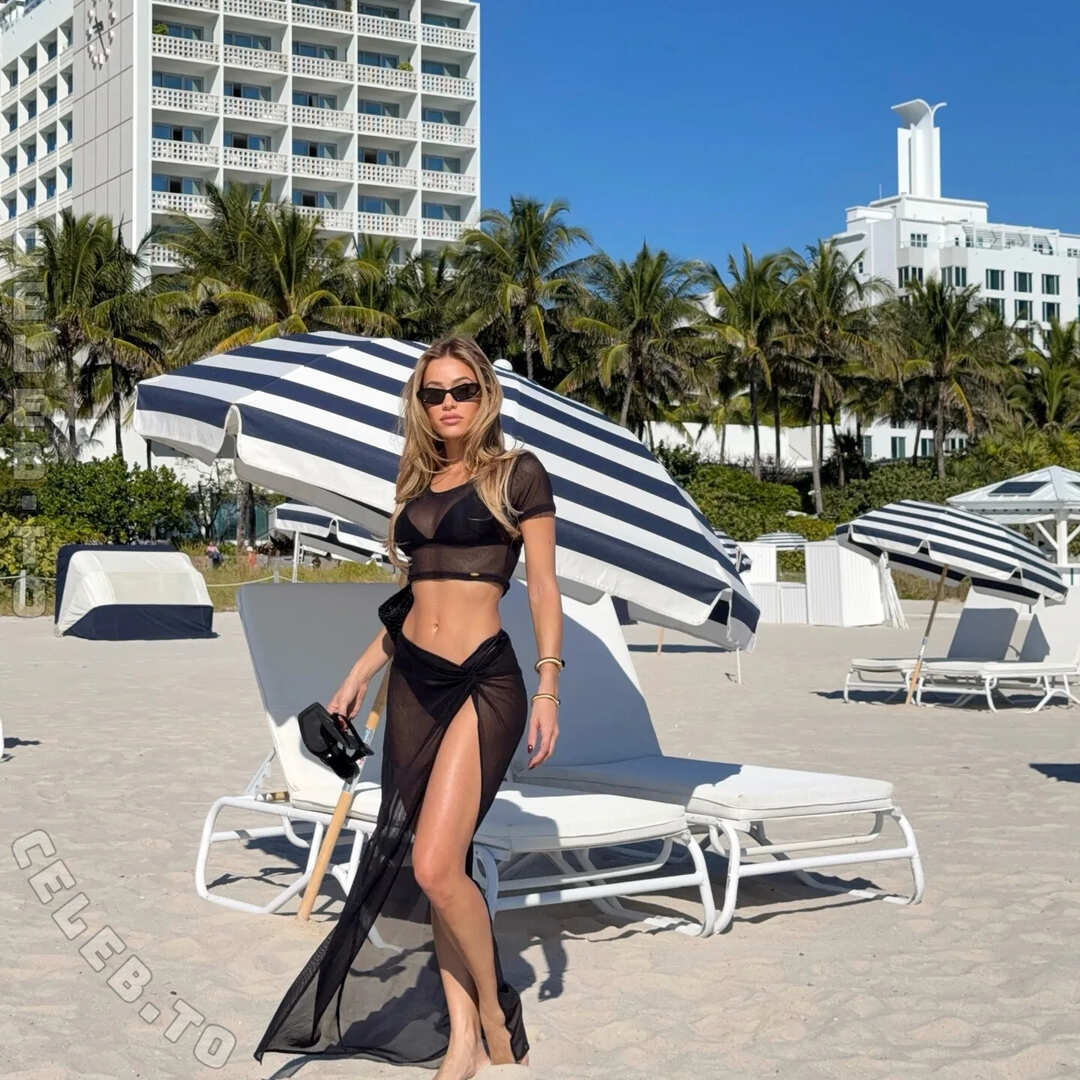 Cindy Prado nude photo 5