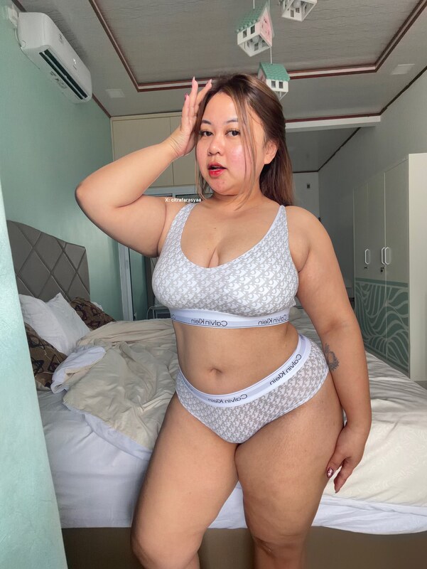 Citra Farasya nude photo 9