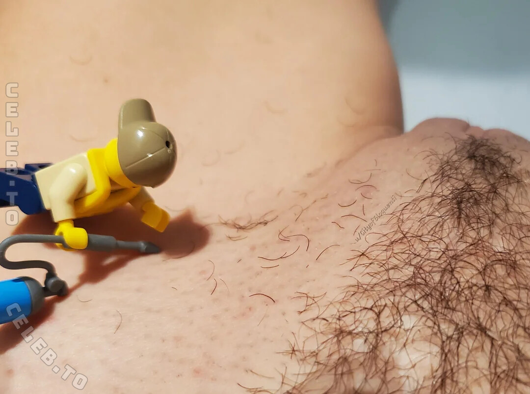 CityofEloquenti nude photo 4