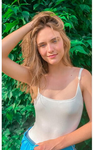 Claire Gerhardstein nude photo 1