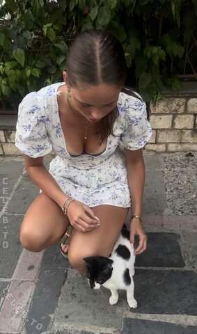 Clairemaele nude photo 2