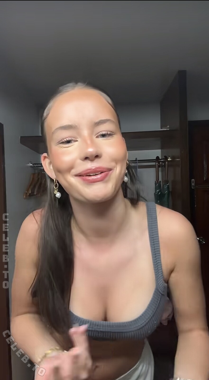 Clairemaele nude photo 2