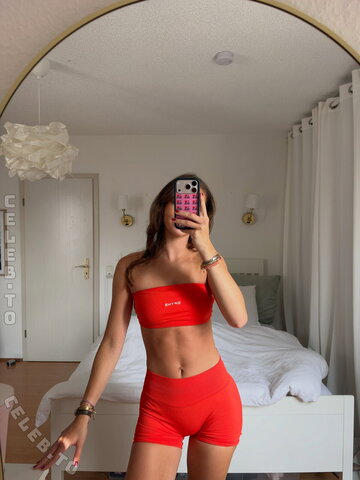 Clairemaele Sexy (5 photos)