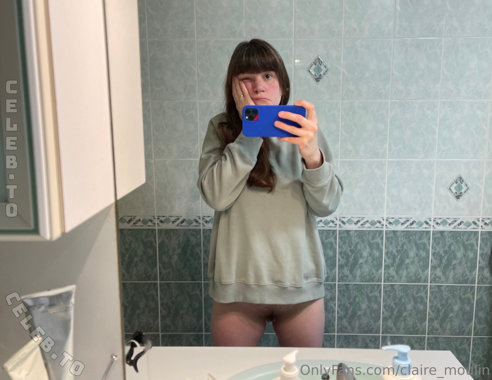 Claire_Moulin nude photo 3