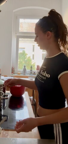 Clara Hunger photo 3