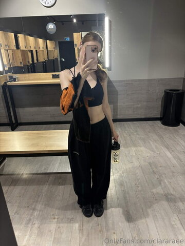 Clara Rae nude photo 15