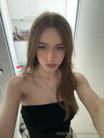 Clara Rae nude photo 10