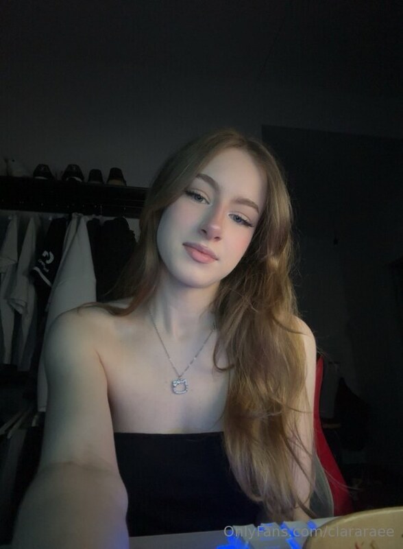 Clara Rae nude photo 11