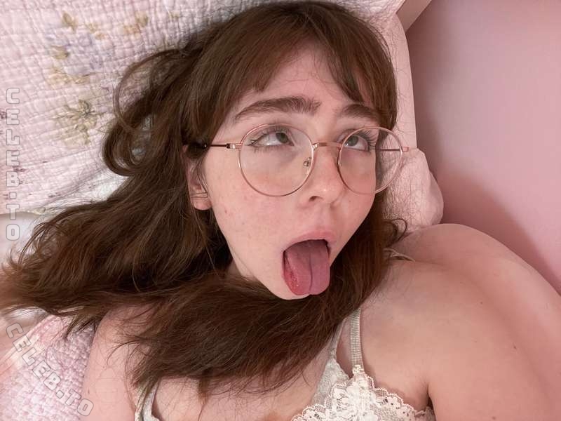Clarabelles nude photo 2