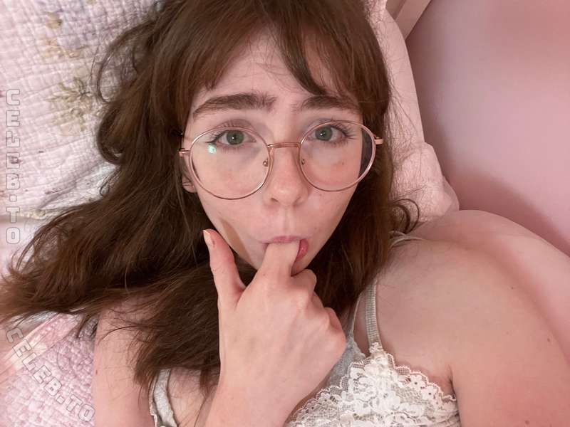 Clarabelles nude photo 6