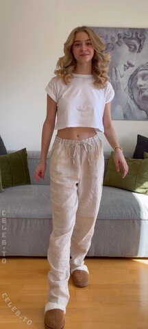 clara.sdk nude photo 6