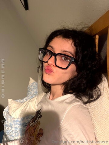 Claudia Surace nude photo 2