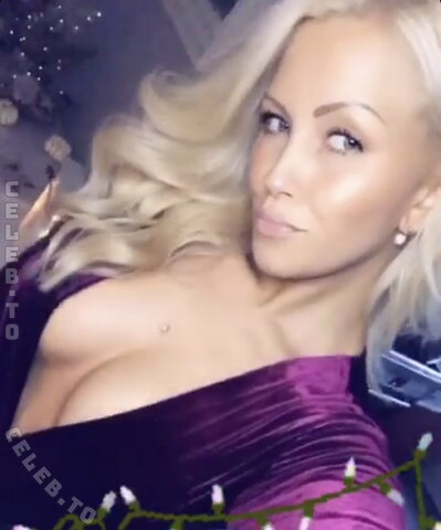 Claudiafit nude photo 38