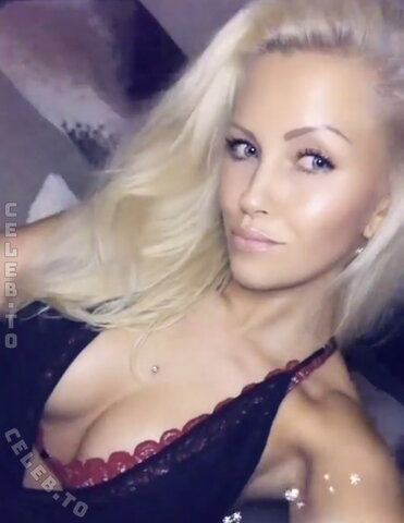Claudiafit nude photo 36