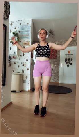 claudialicious photo 2