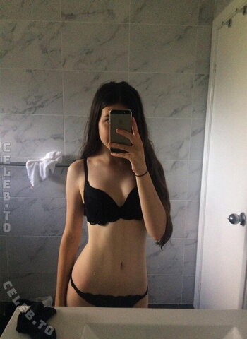 Claudiamari nude photo 7