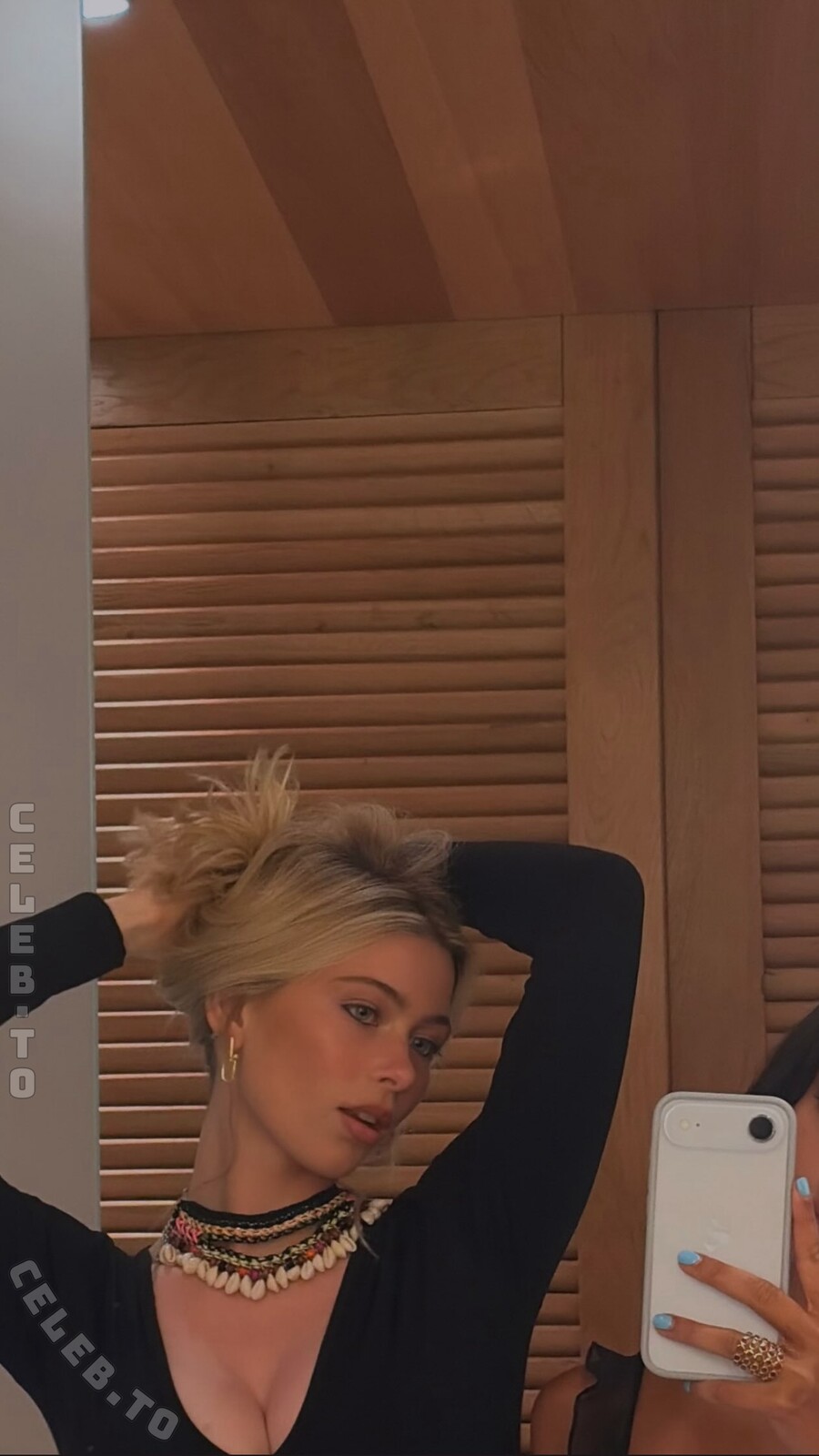 Clementine Vaughn nude photo 6