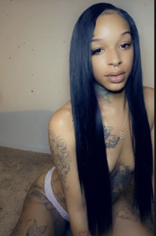 Cobabii nude photo 3