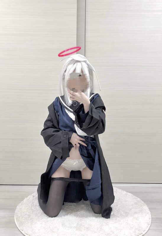 Coco nude photo 8