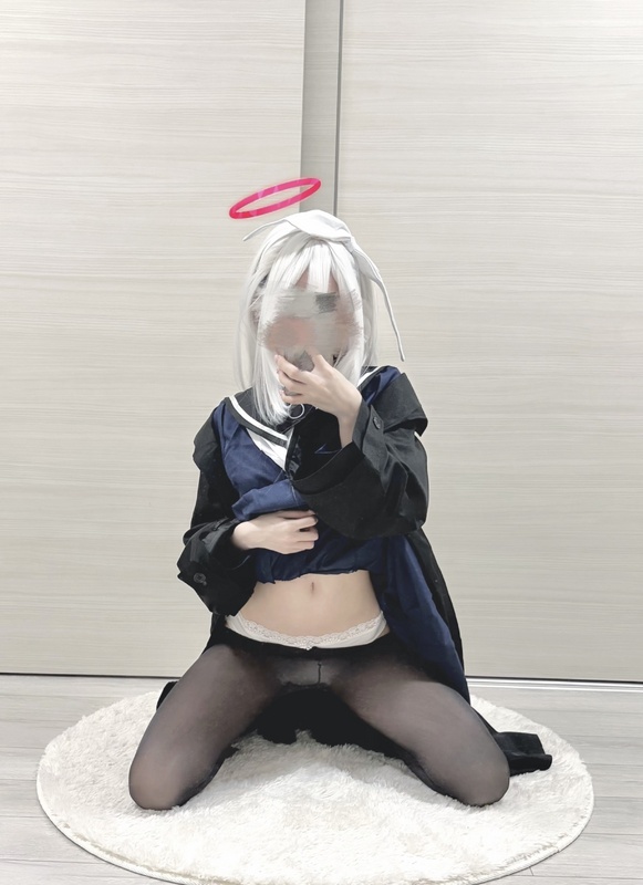 Coco nude photo 10