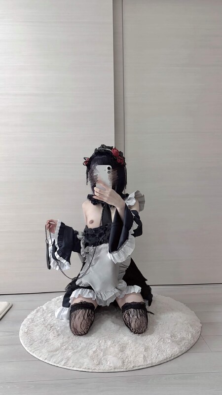 Coco nude photo 11