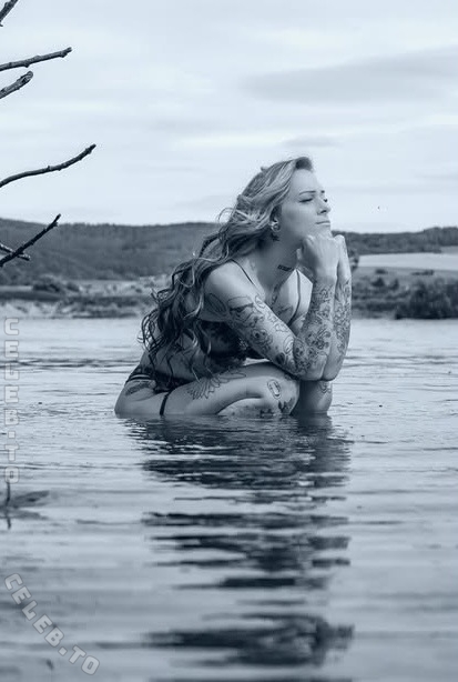 Codein_Koala nude photo 1