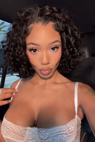 Coi Leray Sexy (1 photo)
